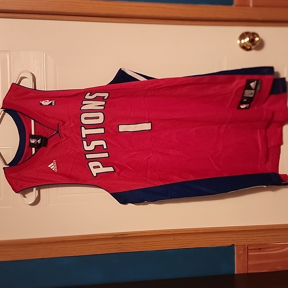 Detroit Pistons jersey